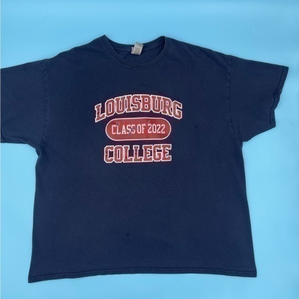LOUISBURG COLLEGE Class Of 2022 Tee